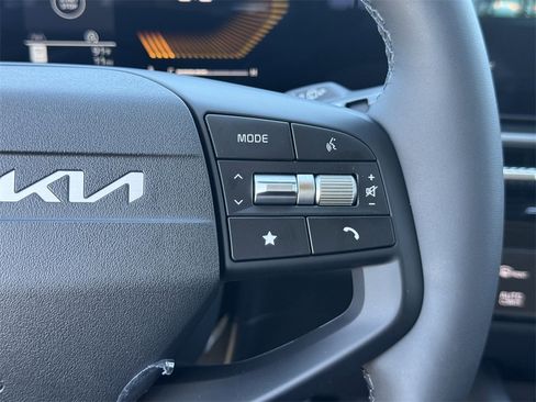 New 2026 Kia Sportage EX w/ EX Panorama Roof Package image 30