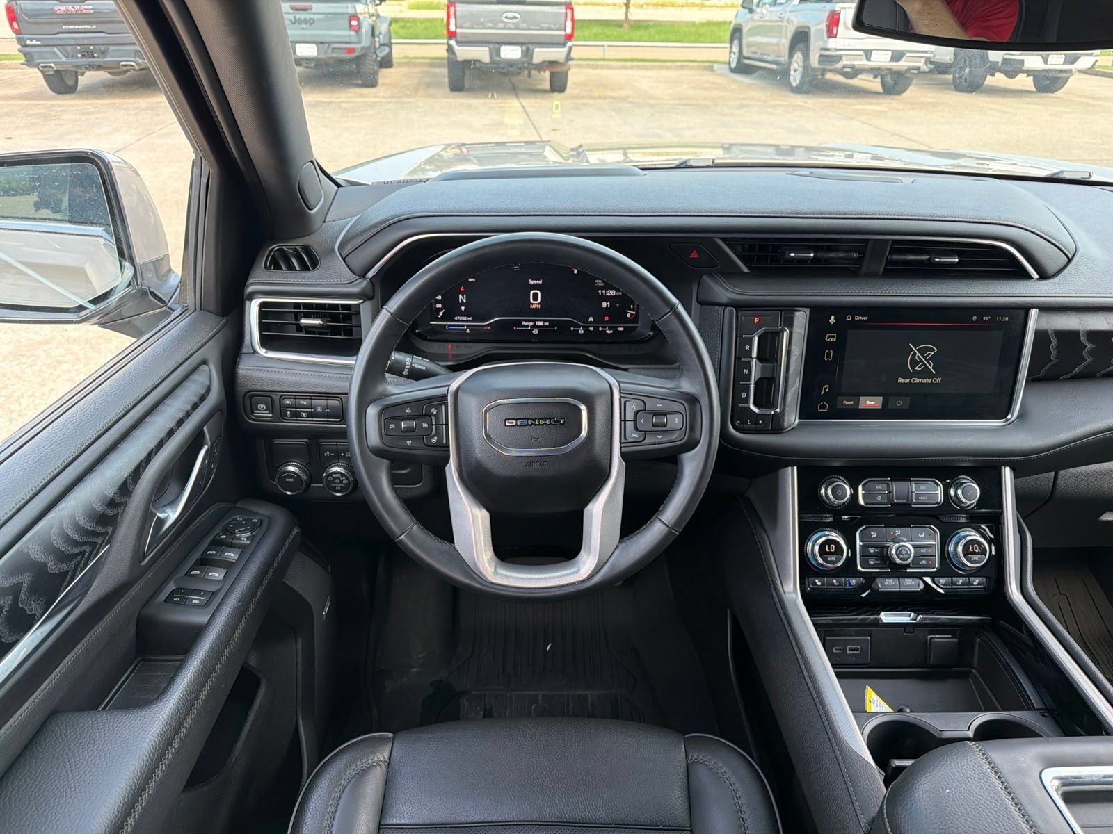 Used 2023 GMC Yukon XL Denali w/ LPO, Floor Liner Package RWD image 11