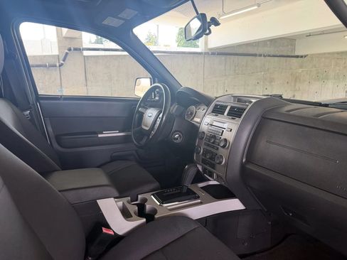 Used 2012 Ford Escape XLT FWD image 24