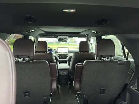 New 2026 Ford Explorer Platinum w/ LUX Leather Package image 7