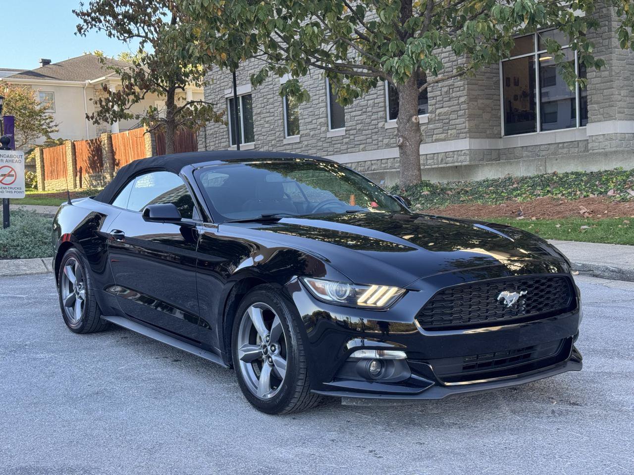 Used 2016 Ford Mustang Convertible w/ Equipment Group 051A RWD image 3