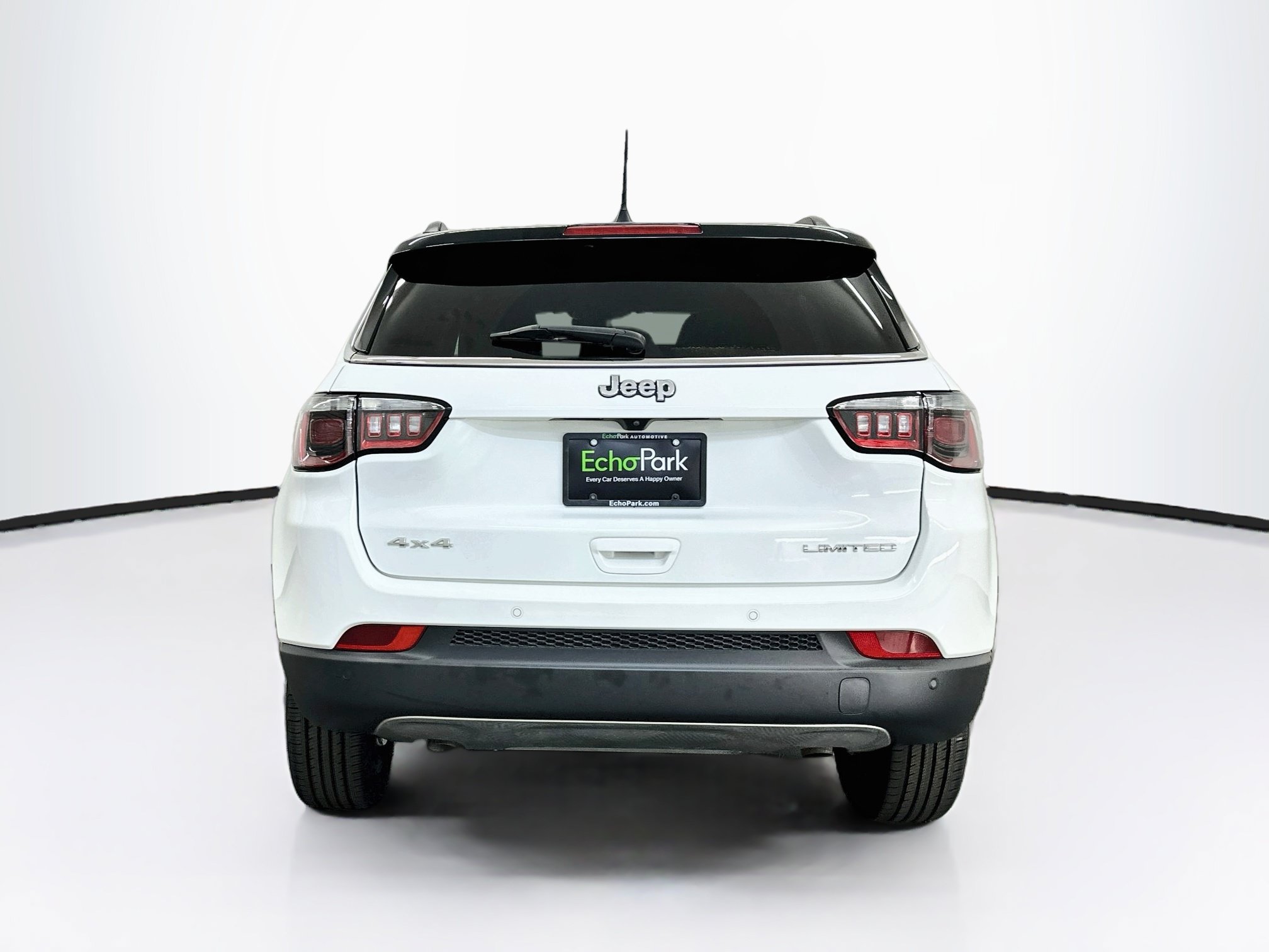Used 2024 Jeep Compass Limited AWD/4WD image 7