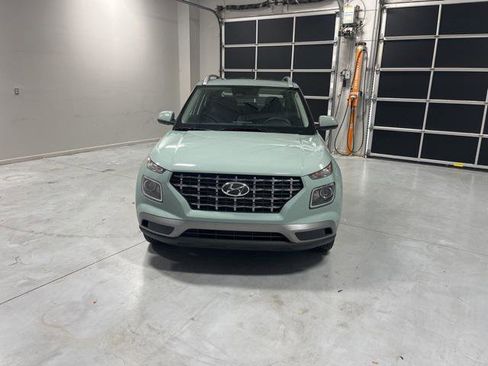 New 2026 Hyundai Venue SEL image 2