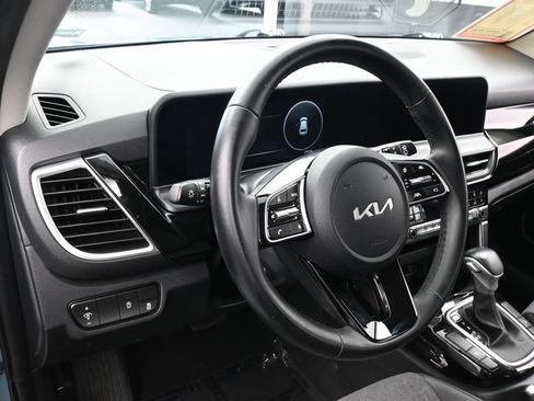 Used 2024 Kia Seltos S FWD image 15