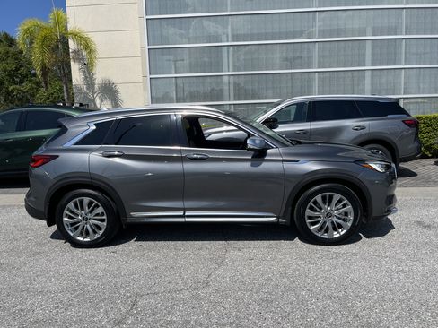 Certified 2023 INFINITI QX50 Luxe w/ Accent Package FWD image 9