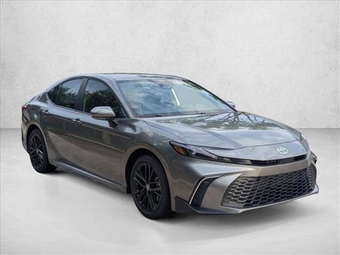 New 2026 Toyota Camry SE FWD image 6