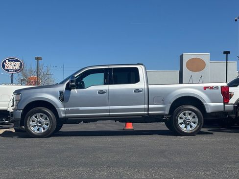 Used 2022 Ford F350 Platinum image 42