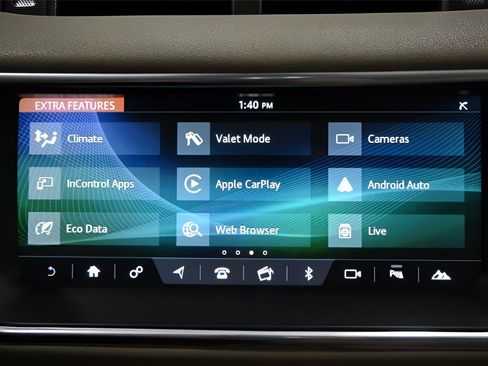 Used 2018 Land Rover Range Rover Evoque SE Premium AWD/4WD image 26