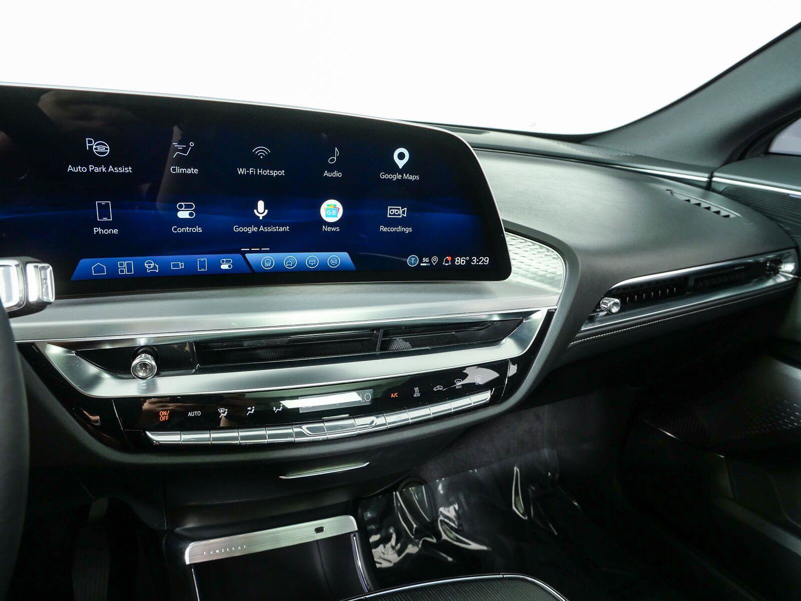 Used 2026 Cadillac Lyriq Sport RWD image 14