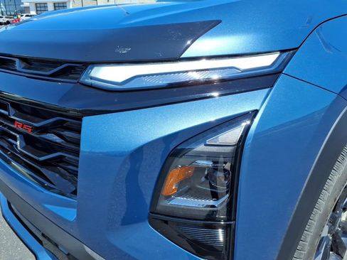 Used 2025 Chevrolet Equinox RS w/ Convenience Package III image 10