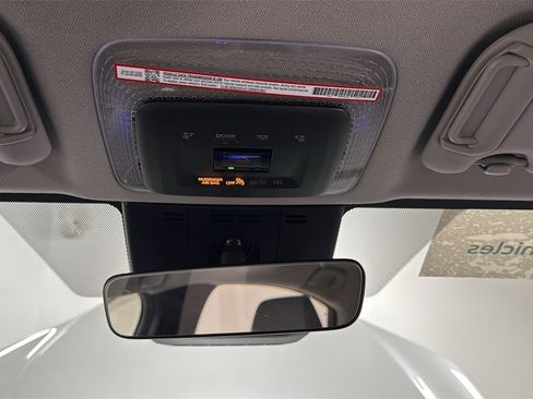 Certified 2025 Toyota Prius LE image 11