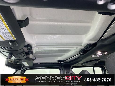 Used 2021 Jeep Gladiator Mojave image 28