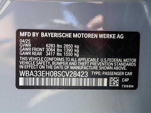 Used 2025 BMW 740i xDrive image 28