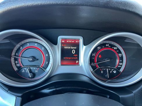 Used 2018 Dodge Journey GT image 30