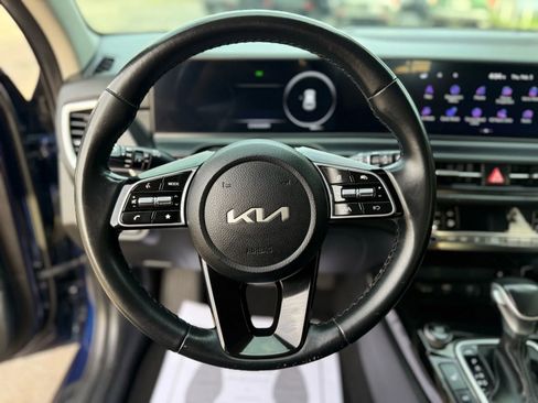 Used 2024 Kia Seltos EX image 25