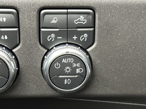 Used 2023 GMC Sierra 1500 SLT w/ SLT Premium Package image 22