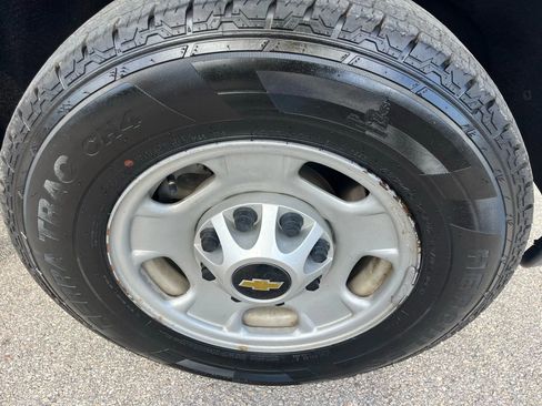 Used 2020 Chevrolet Silverado 2500 W/T w/ WT Convenience Package image 27