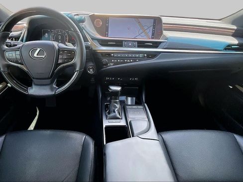Used 2019 Lexus ES 350 w/ Premium Package FWD image 16