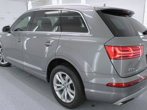 Used 2017 Audi Q7 3.0T Premium Plus image 16