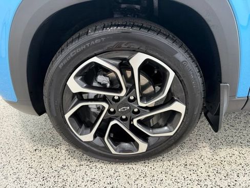 Used 2026 Chevrolet Trax RS w/ Driver Confidence Package FWD image 32