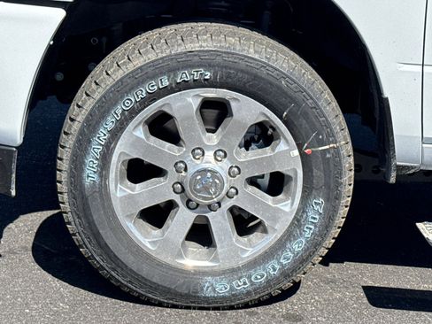 New 2026 RAM 2500 Laramie AWD/4WD image 24