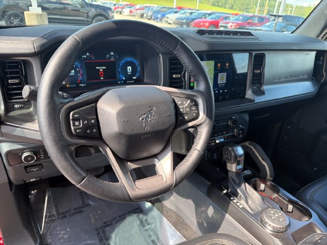 Used 2025 Ford Bronco Badlands AWD/4WD image 13
