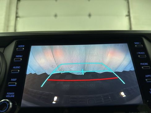 Used 2023 Toyota Tacoma TRD Sport w/ Technology Package image 27