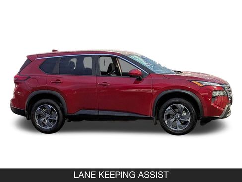 Certified 2025 Nissan Rogue SV image 6