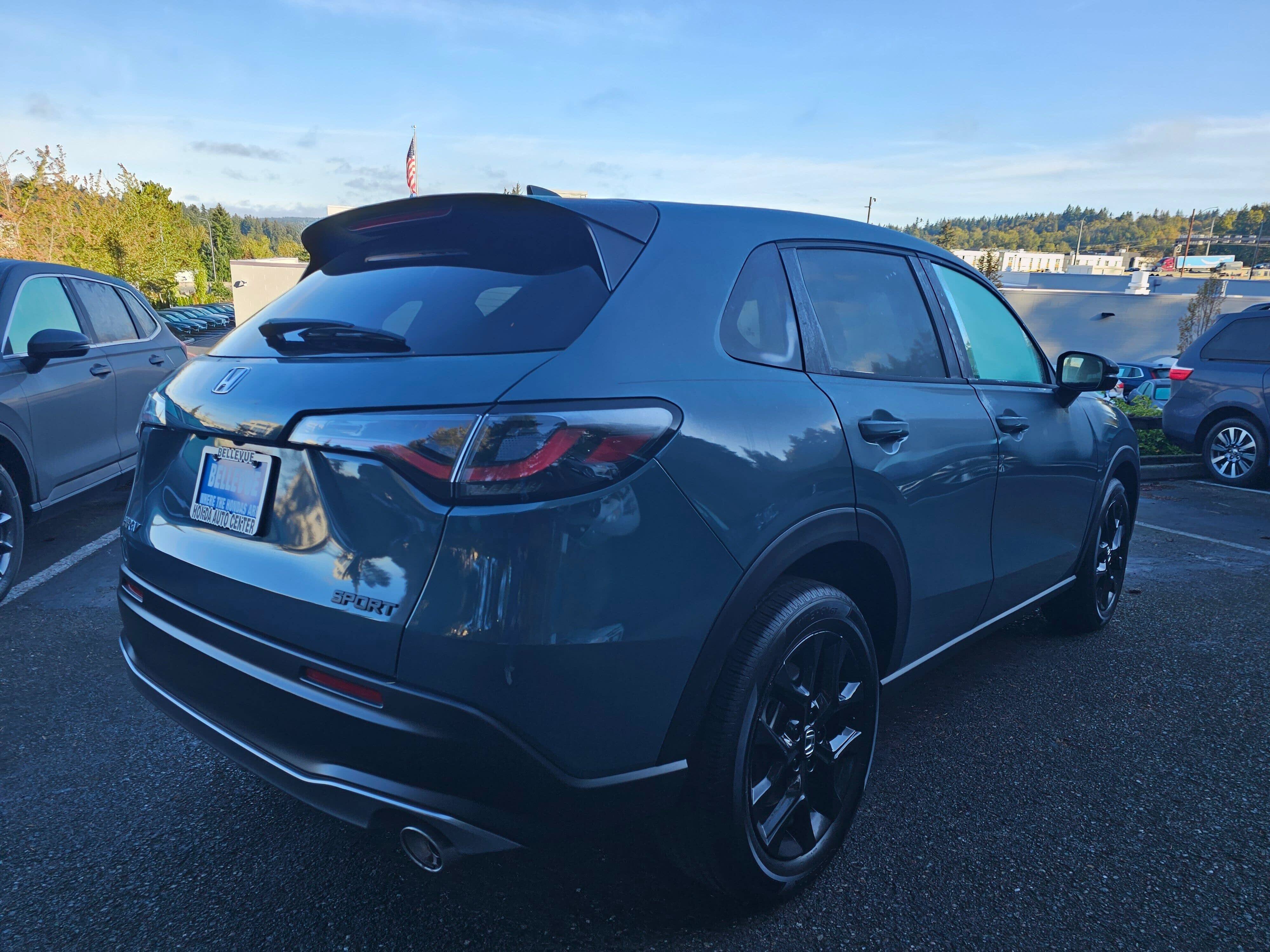Certified 2025 Honda HR-V Sport image 7