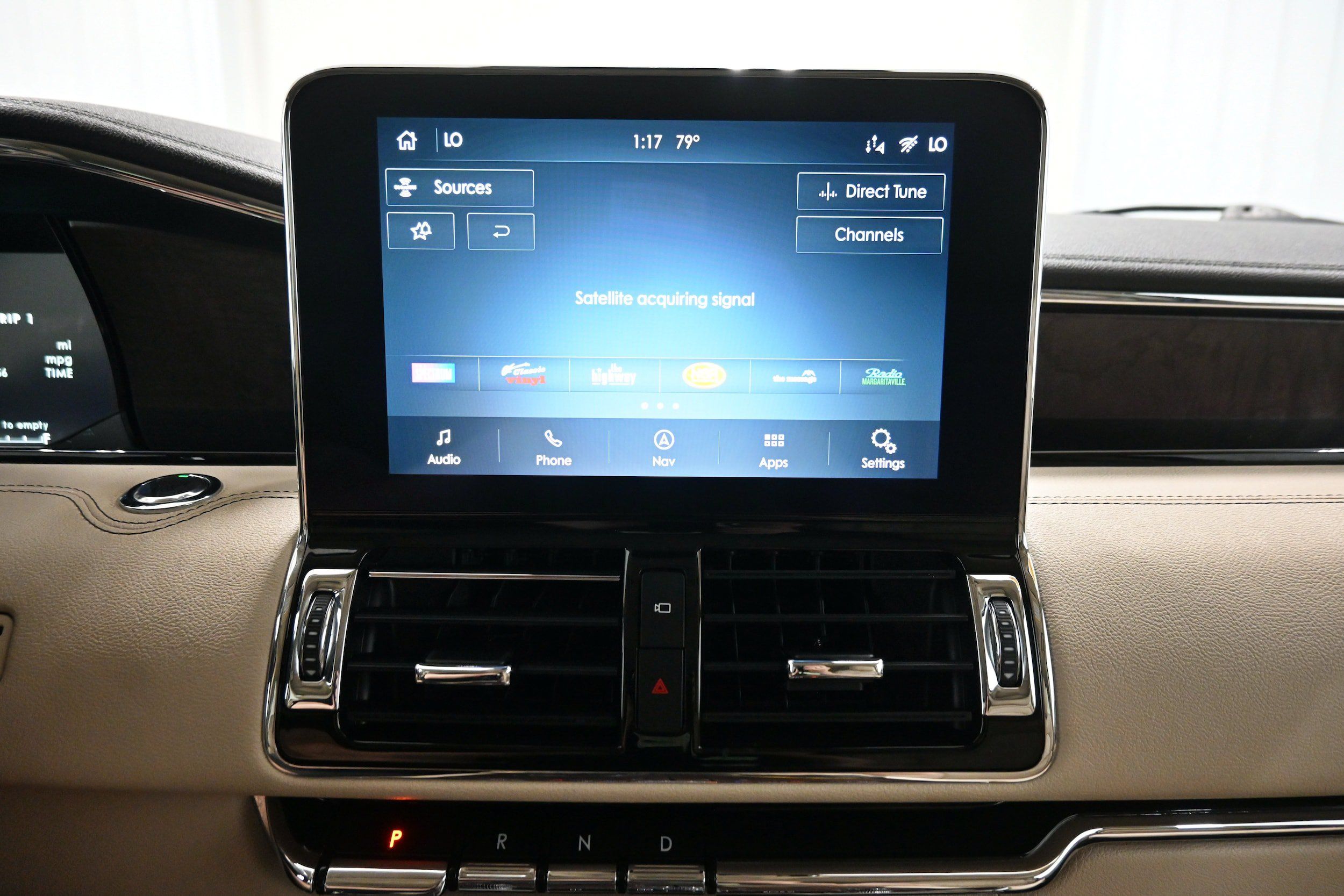 Used 2020 Lincoln Navigator Reserve w/ Luxury Package AWD/4WD image 11