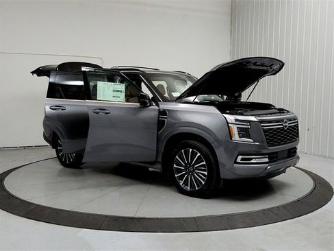 New 2025 Nissan Armada Platinum Reserve image 9