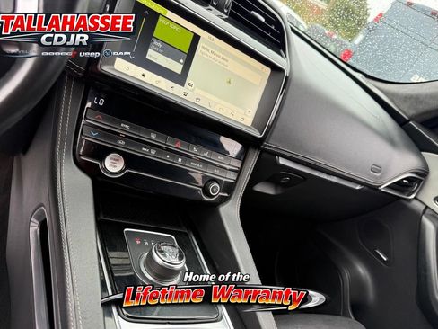 Used 2020 Jaguar F-PACE S AWD/4WD image 29