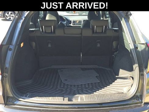 Used 2019 Honda HR-V Sport image 7