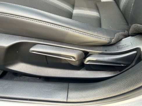 Used 2023 Honda Civic Sport image 17