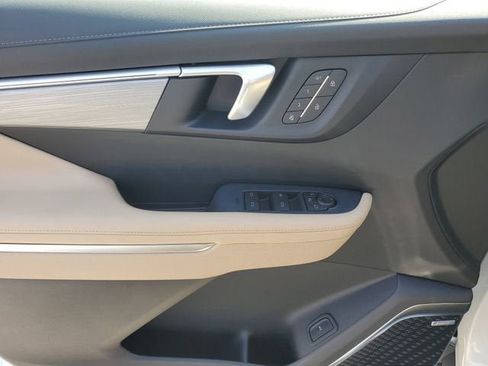 New 2026 Buick Enclave Preferred w/ Power Package FWD image 17