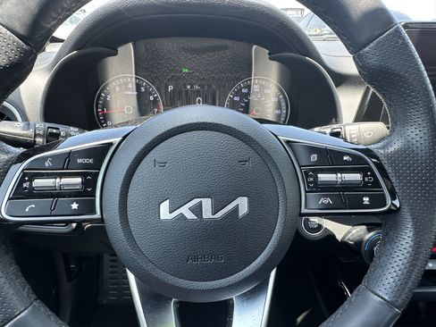 Used 2023 Kia Forte GT-Line w/ GT-Line Premium Package FWD image 24