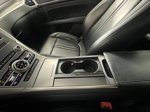 Used 2019 Lincoln MKZ Premiere image 37