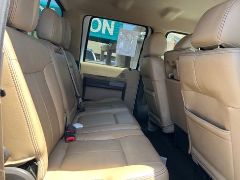 Used 2012 Ford F250 Lariat w/ Lariat Interior Pkg AWD/4WD image 15