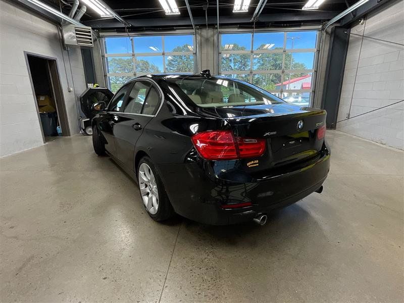 Used 2015 BMW 335i xDrive Sedan w/ Premium Package AWD/4WD image 3