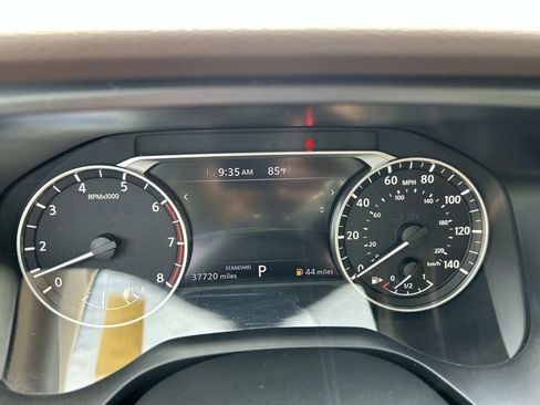 Certified 2023 Nissan Rogue SV w/ SV Premium B Package FWD image 38