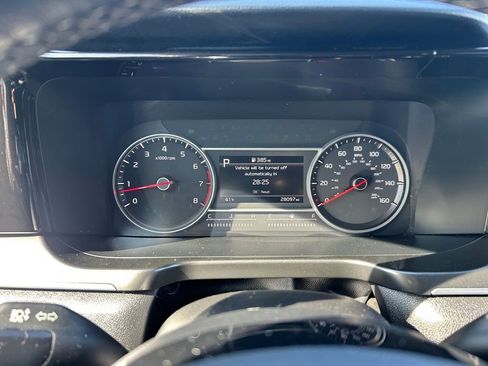 Certified 2022 Kia Sorento S image 11