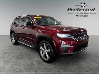 Used 2024 Jeep Grand Cherokee Limited w/ Luxury Tech Group II