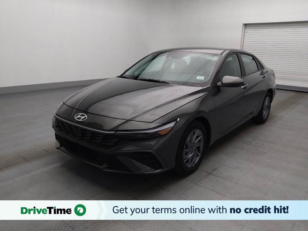 Used 2024 Hyundai Elantra SEL FWD image 1