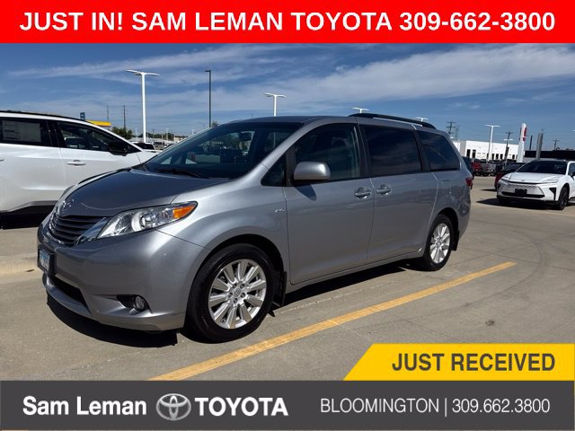 Used 2017 Toyota Sienna XLE w/ XLE Navigation Package AWD/4WD image 1