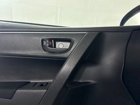 Used 2014 Toyota Corolla L FWD image 24