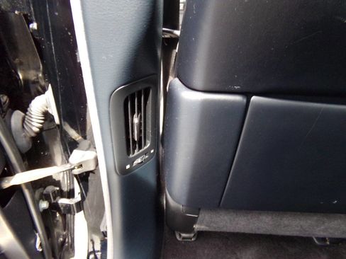 Used 2010 Lexus LS 460 AWD image 13