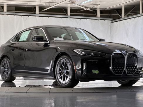 Certified 2023 BMW i4 eDrive35 w/ Premium Package RWD image 6