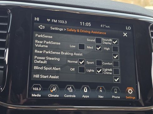 Used 2021 Jeep Grand Cherokee Limited w/ Sun & Sound Group image 19