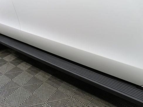 Used 2025 Ford Expedition Active image 58