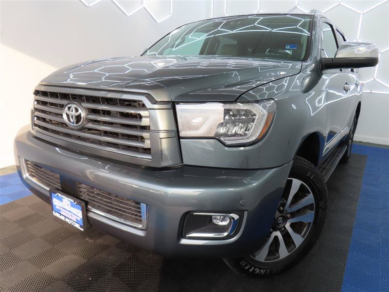 Used 2019 Toyota Sequoia Limited w/ Safety & Convenience Package AWD/4WD image 1